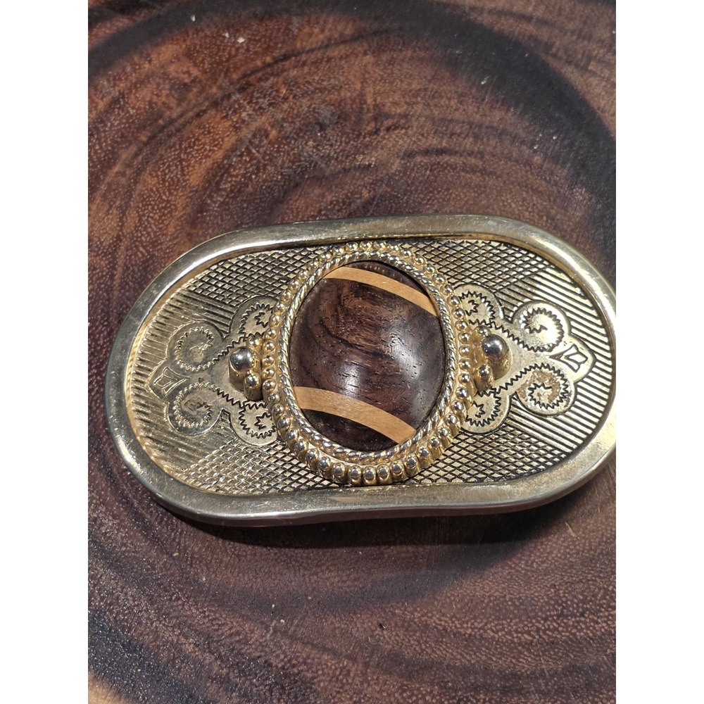 Gold Tone Belt Buckle w Horizontal Oval Wood Ornament Western Style - Picture 7 of 9